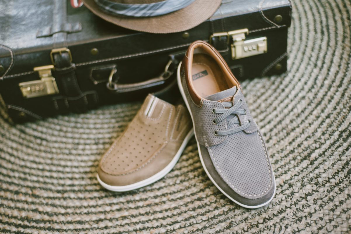 Zapato de hombre comodo y nauticos. tallas grandes caballero