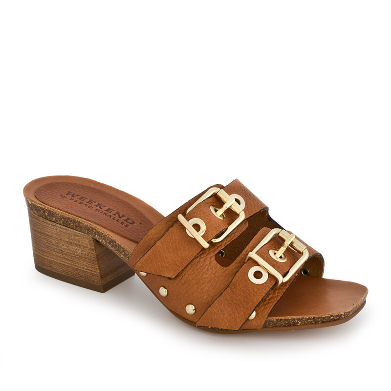Sandalia Weekend modelo Strapsy cuero