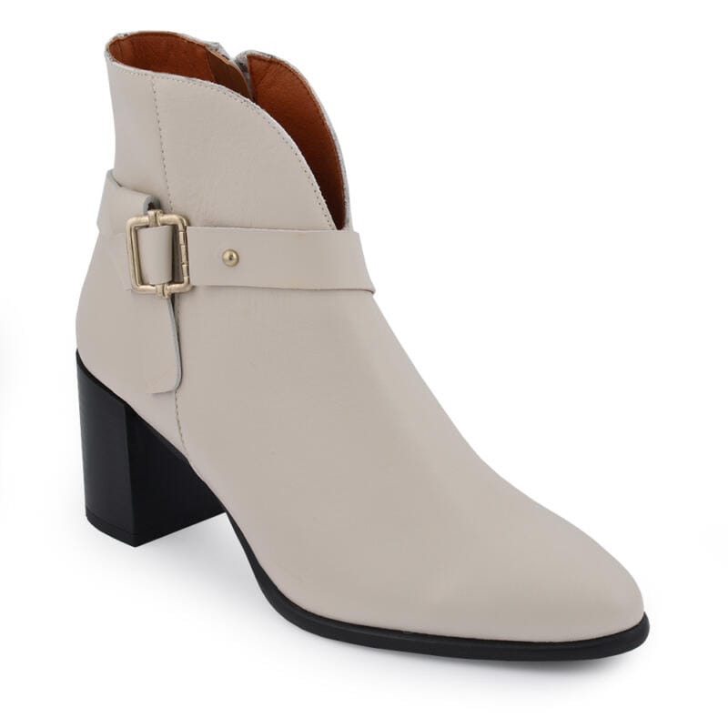 botín de piel beige con tacón ancho zapateria online zapateria valladolid