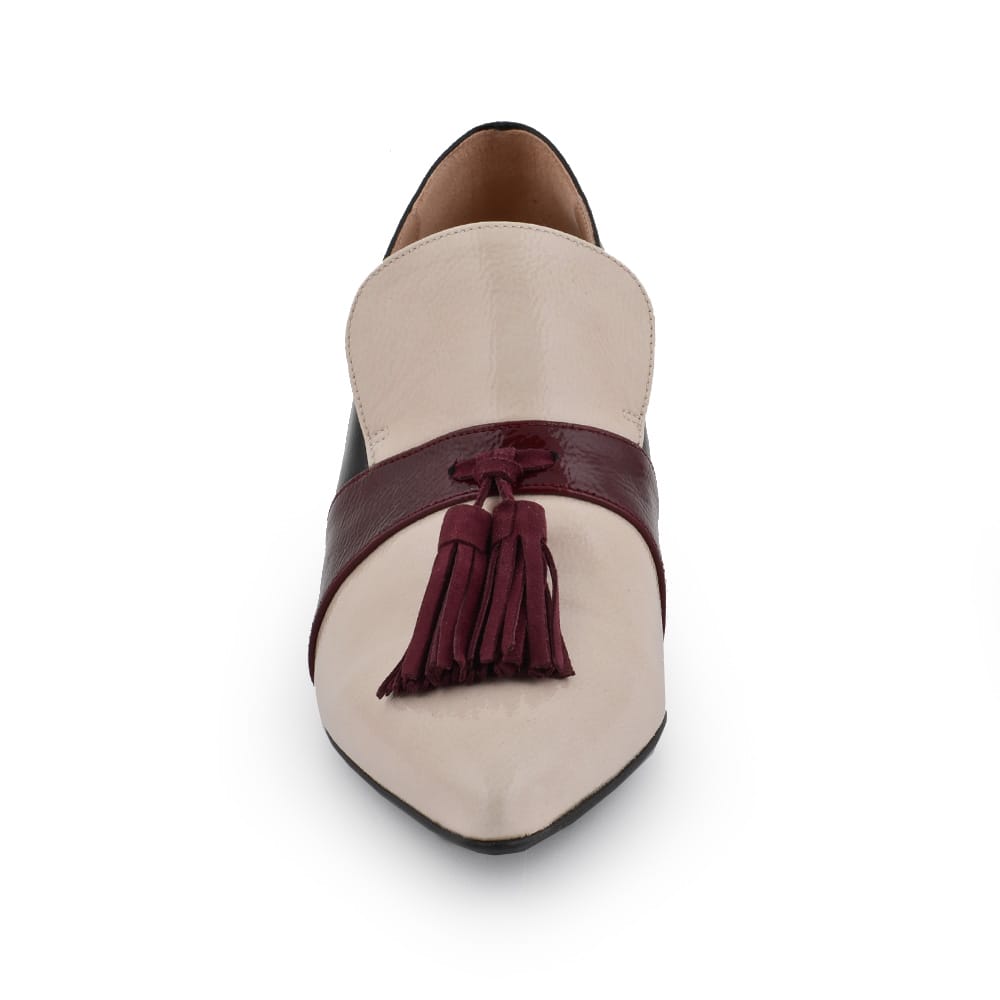 zapato de charol con borlas de mujer zapatos exclusivos mujer paparazzo zapateria valladolid zapato de charol con borlas de mujer zapatos exclusivos mujer paparazzo zapateria valladolid